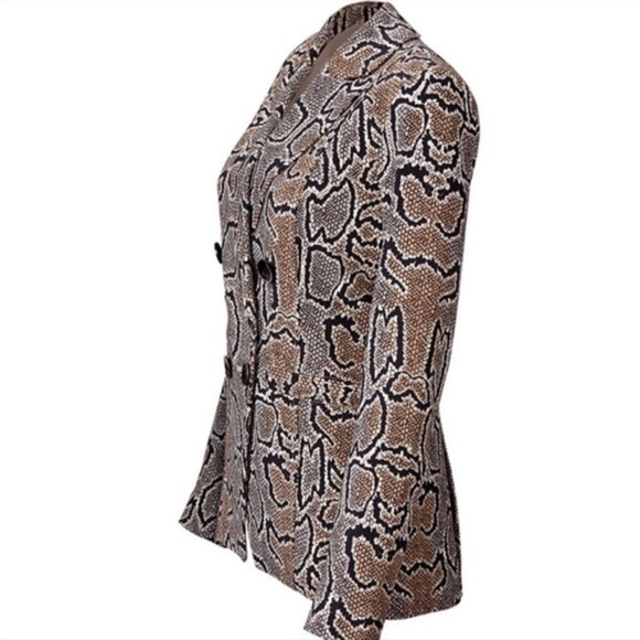 Cabi #3733 Python blazer - Picture 6 of 13